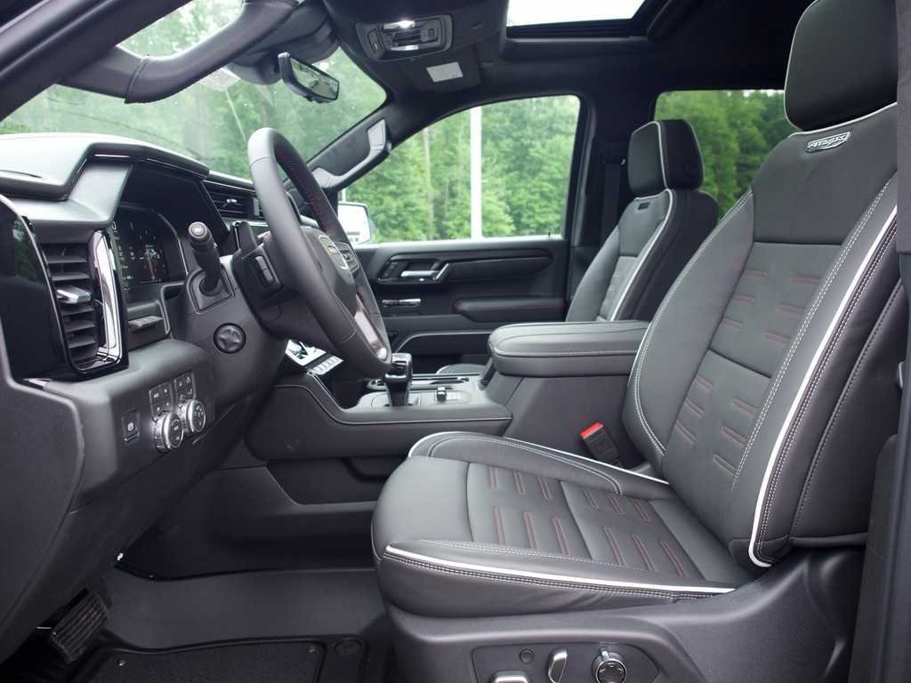 2026 GMC Sierra 1500 AT4X - Photo 10