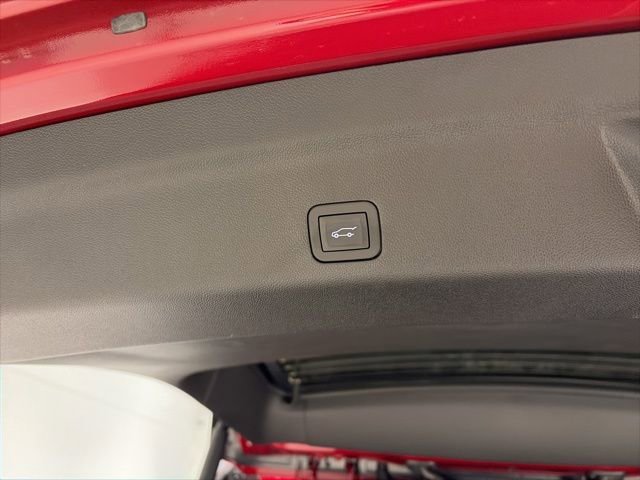 2026 Chevrolet Suburban Premier - Photo 17