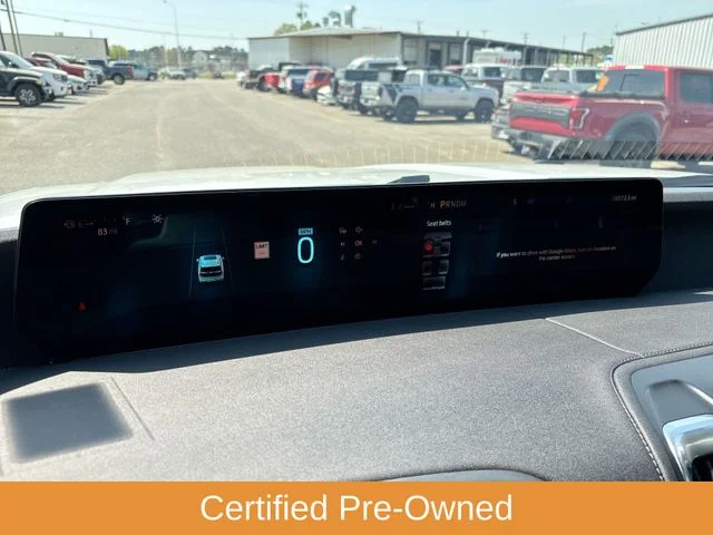 Used 2025 White Ford Platinum image 21