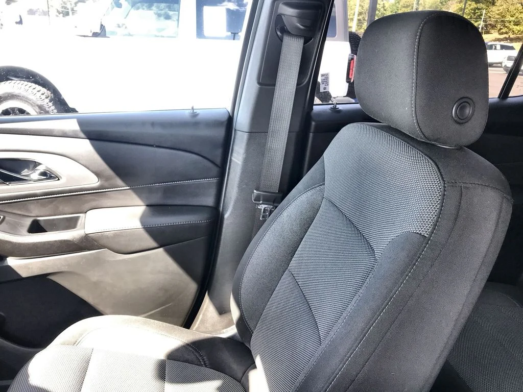Used 2023 Blue Chevrolet LT image 23