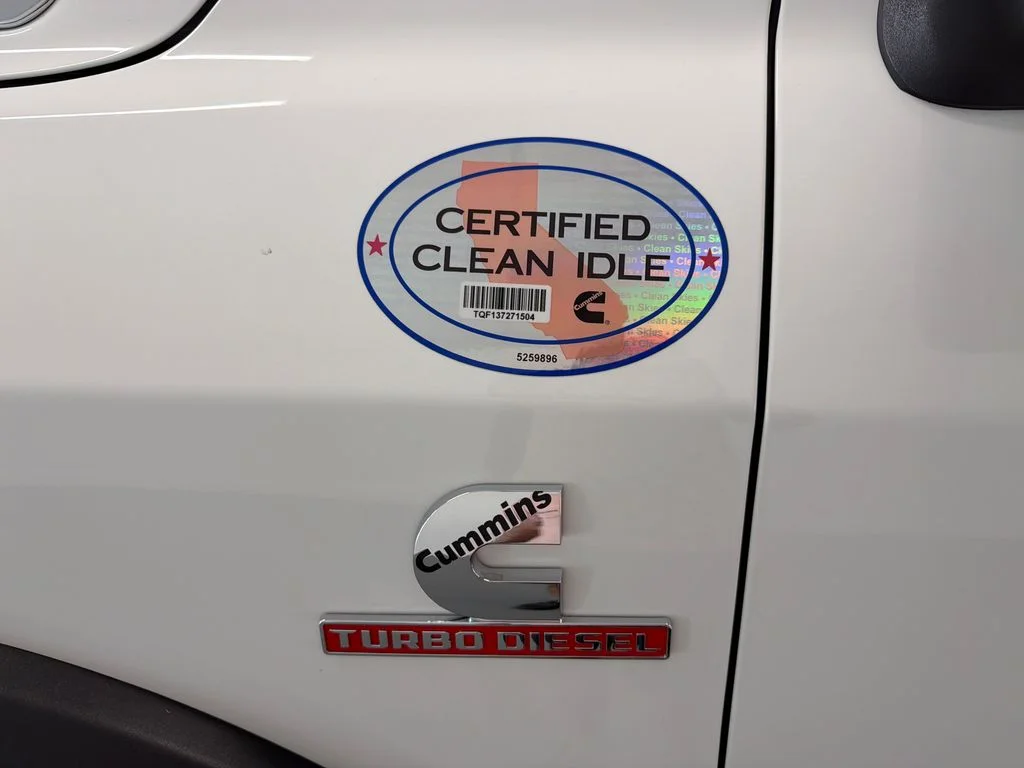 New 2026 Bright White Clear-Coat Exterior Paint RAM Tradesman image 10