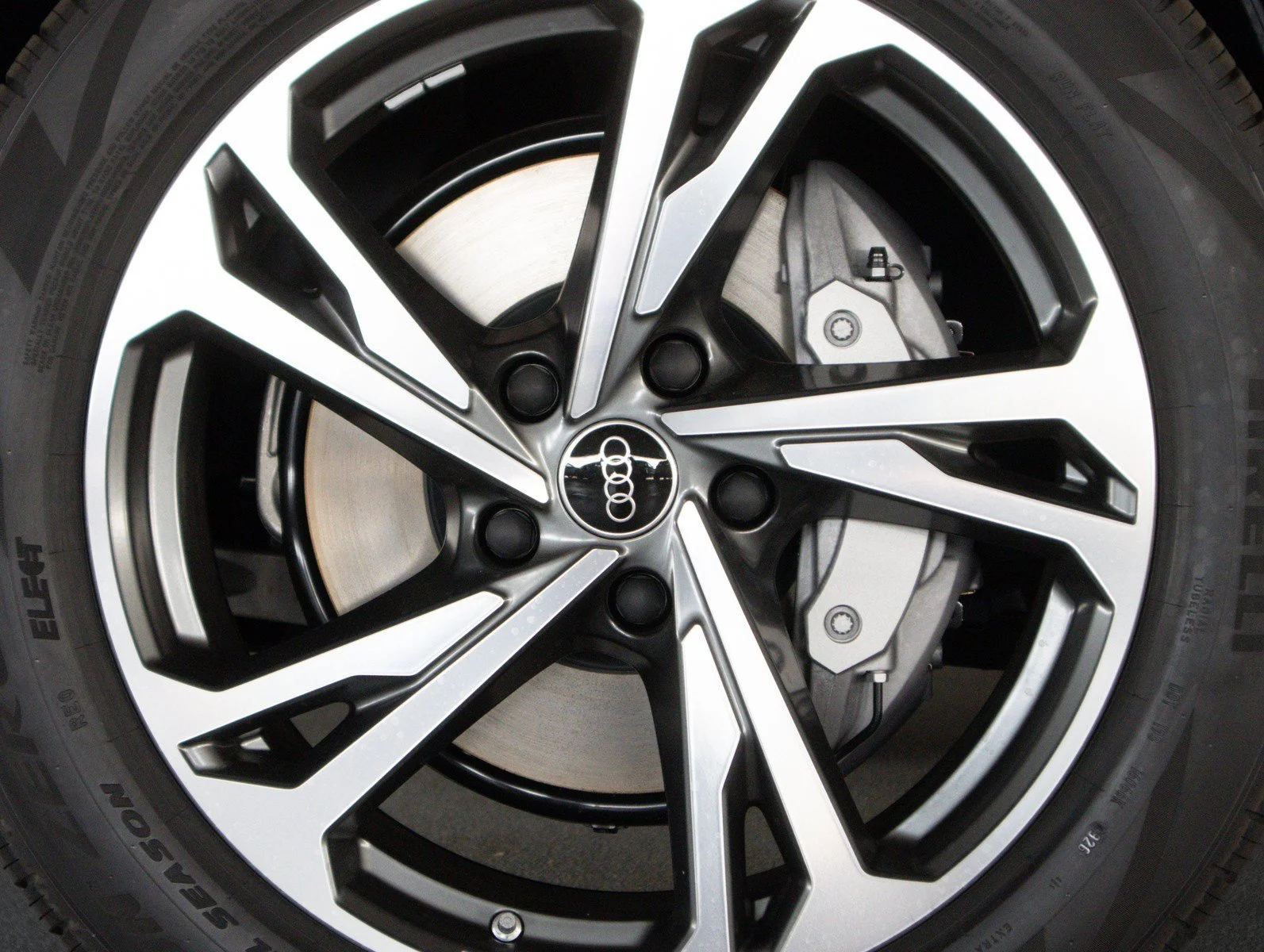 New 2027 Glacier White Metallic Audi Premium Plus image 7