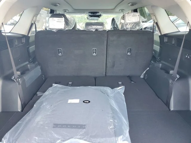 2026 Kia Sorento S - Photo 28