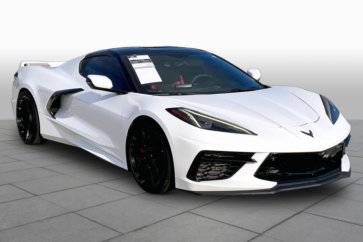 Used 2020 ARCTIC WHITE Chevrolet 3LT image 3