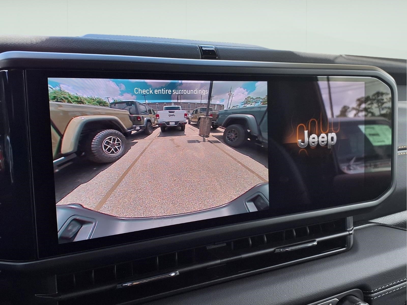New 2026 Black Clear-Coat Exterior Paint Jeep Texas Trail image 15