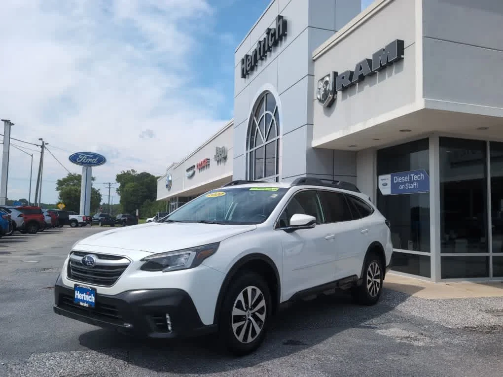 Used 2020 Crystal White Pearl Subaru Premium image 4