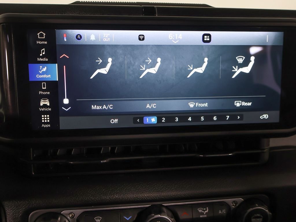 Used 2025 Black Jeep Sport S image 39