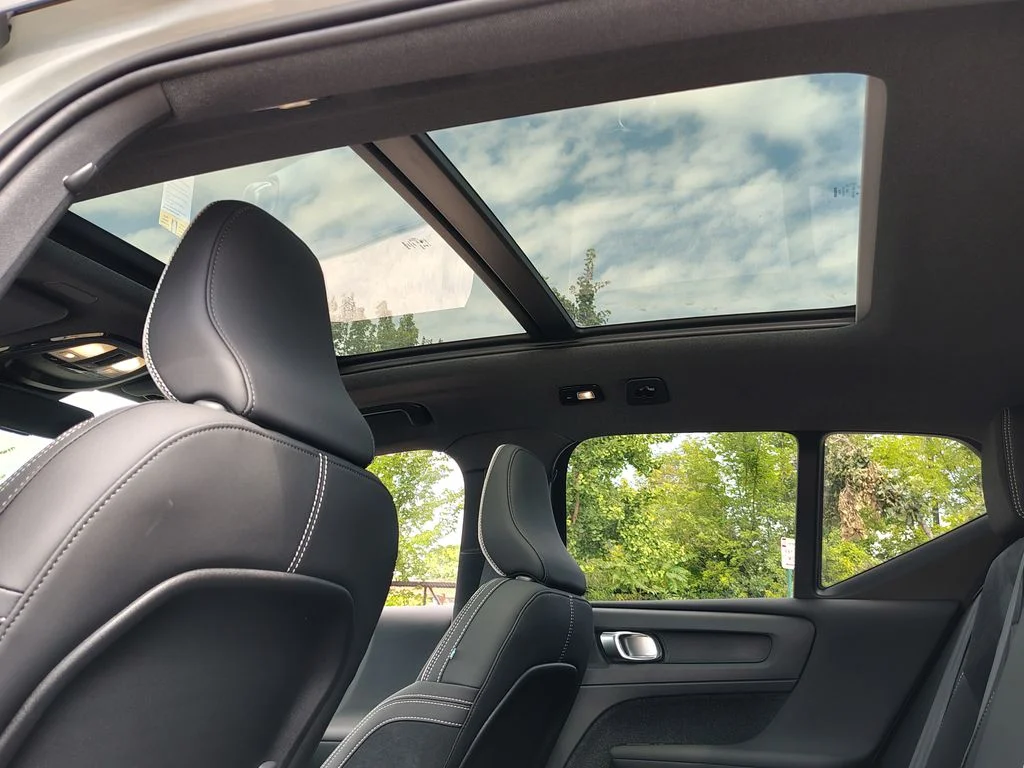 New 2026 Crystal White Volvo Ultra image 26