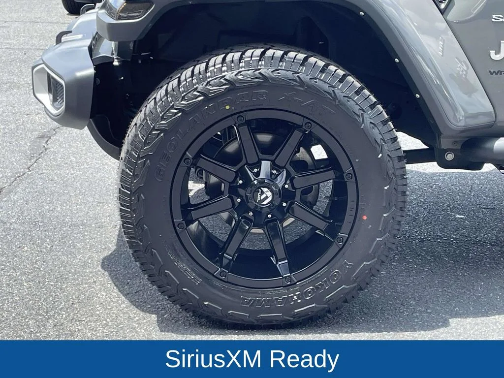 Used 2022 Gray Jeep Unlimited Sahara image 11