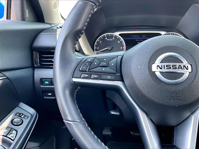 Used 2021 Electric Blue Met Nissan SV image 22
