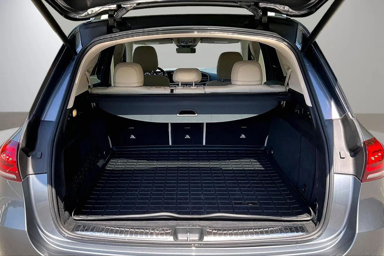 Certified Used 2023  Mercedes-Benz GLE 450 image 27