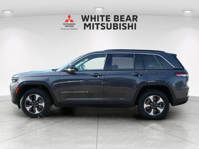 Used 2024 Gray Jeep 4xe image 3