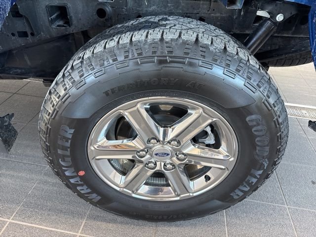 Used 2025 Blue Metallic Ford XLT image 6