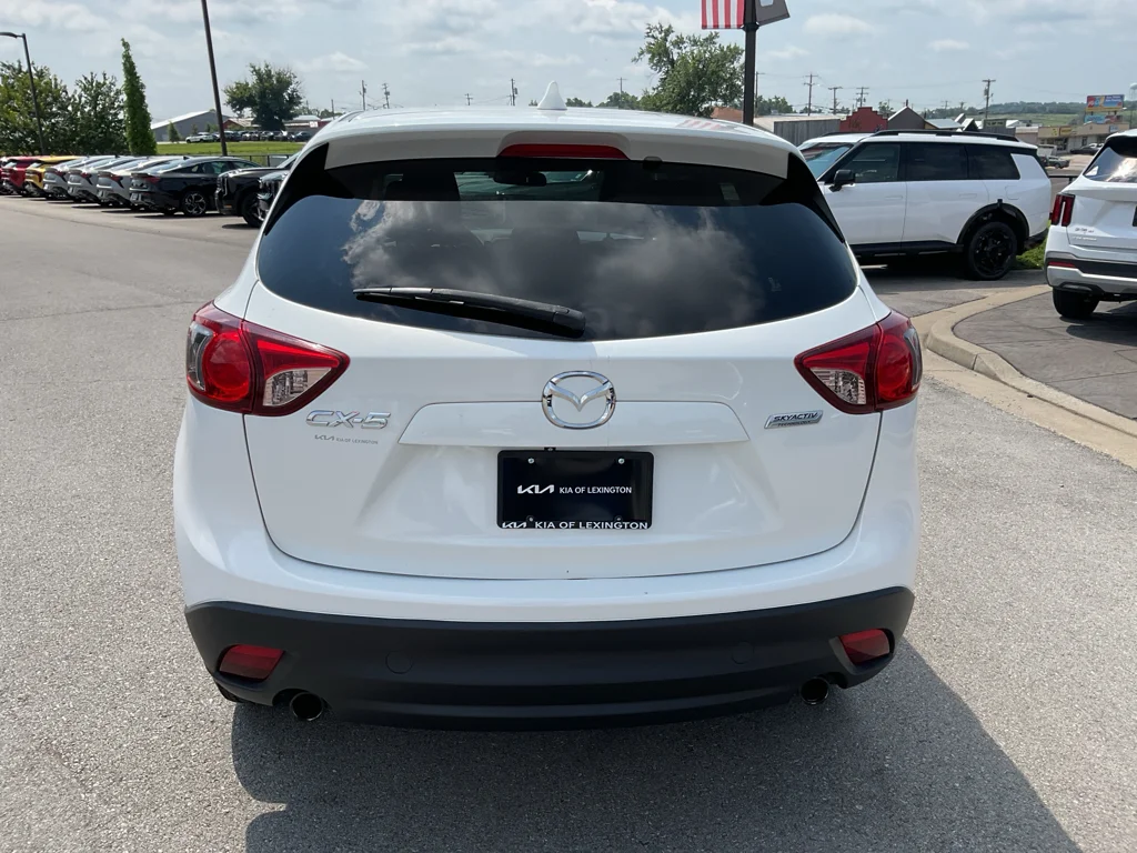 Used 2014 Crystal White Pearl Mica Mazda Touring image 8