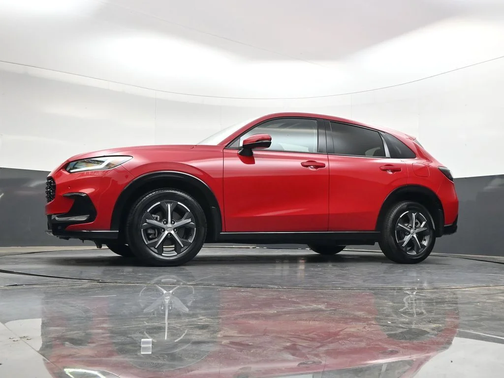 Certified Used 2024 Red Honda EX-L image 32