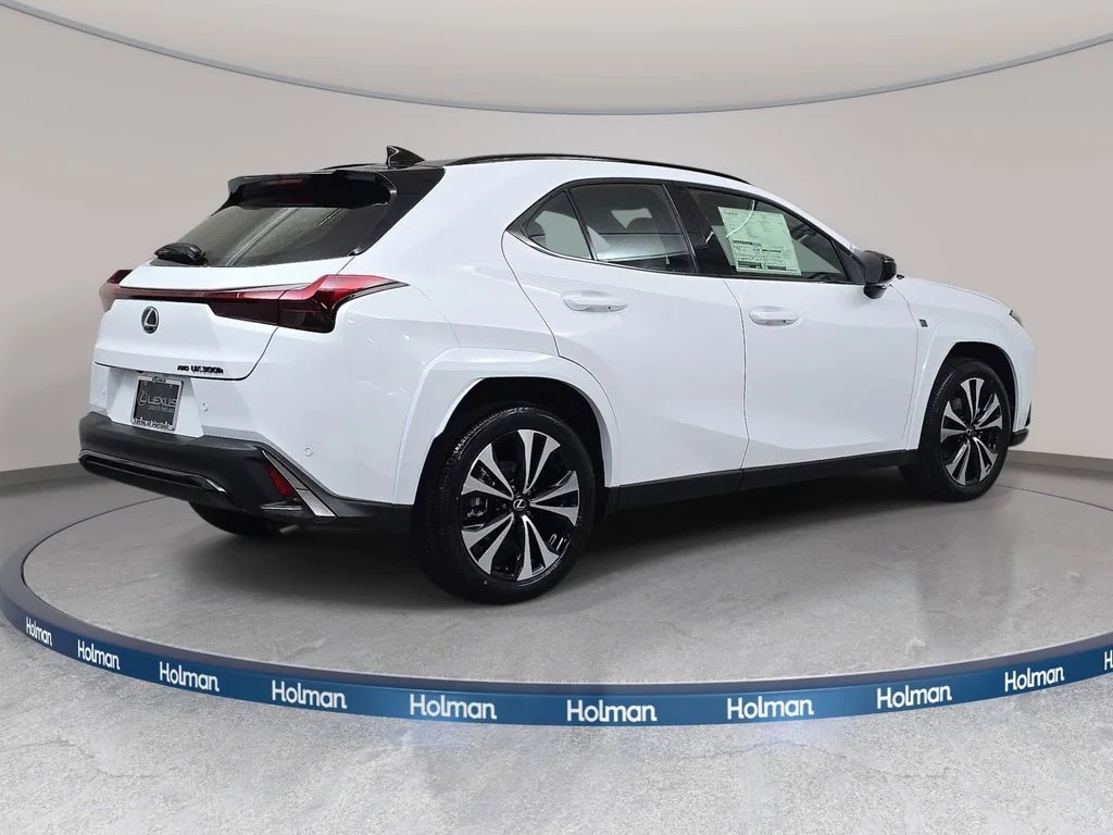 New 2026 Ultra White with Obsidian roof Lexus F SPORT DESIGN AWD image 5