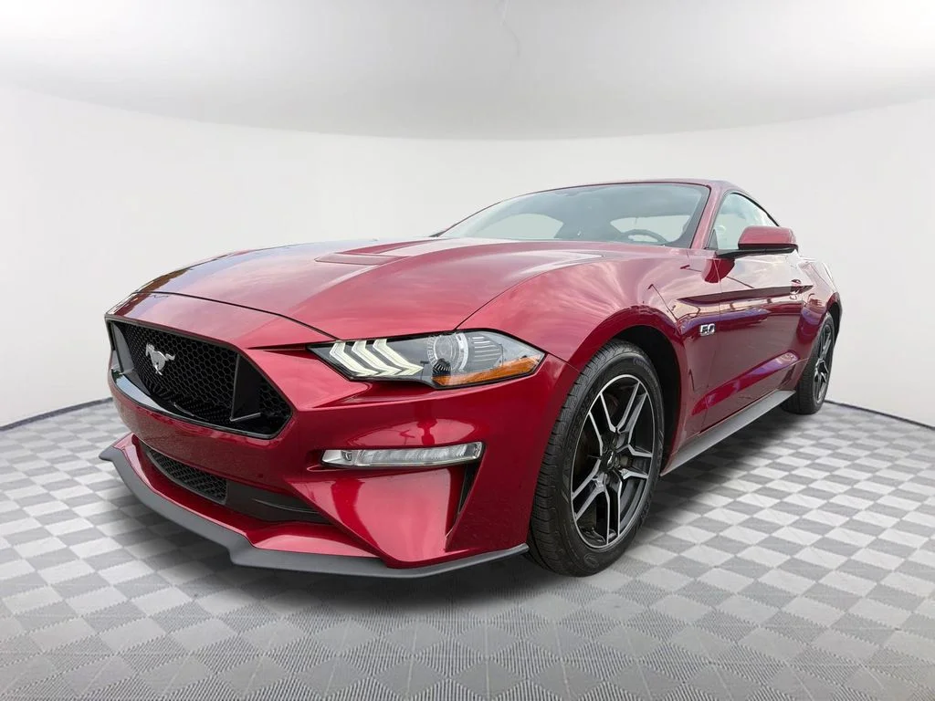 Used 2018 Red Ford GT image 1