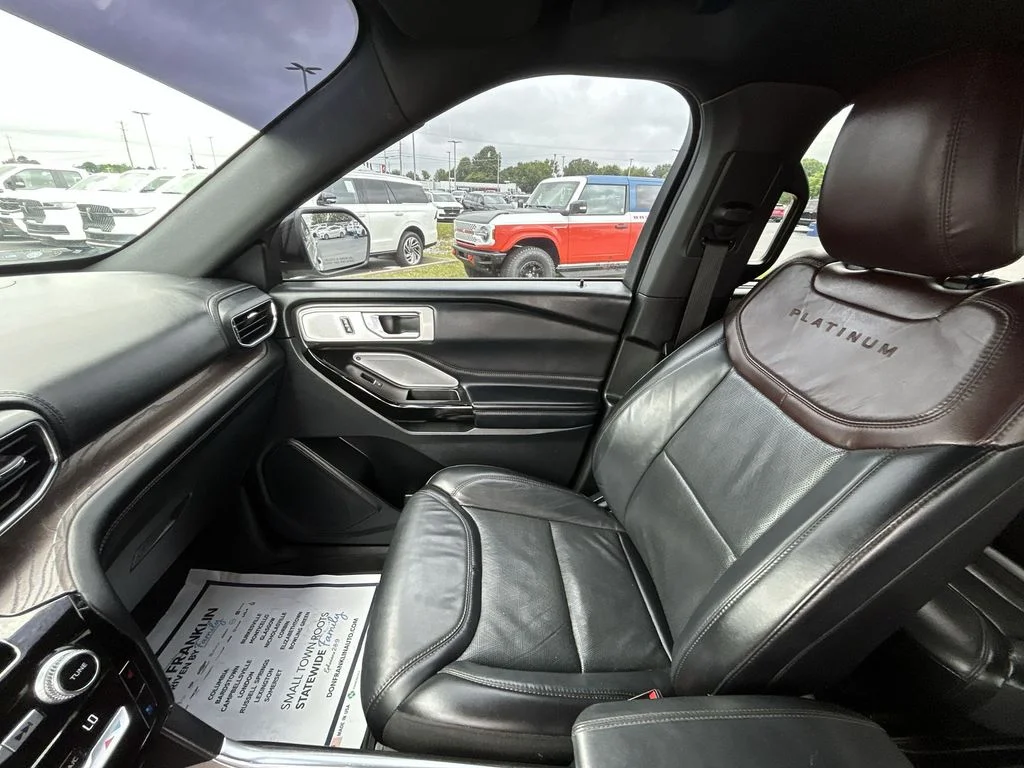 Used 2021 Silver Ford Platinum image 13