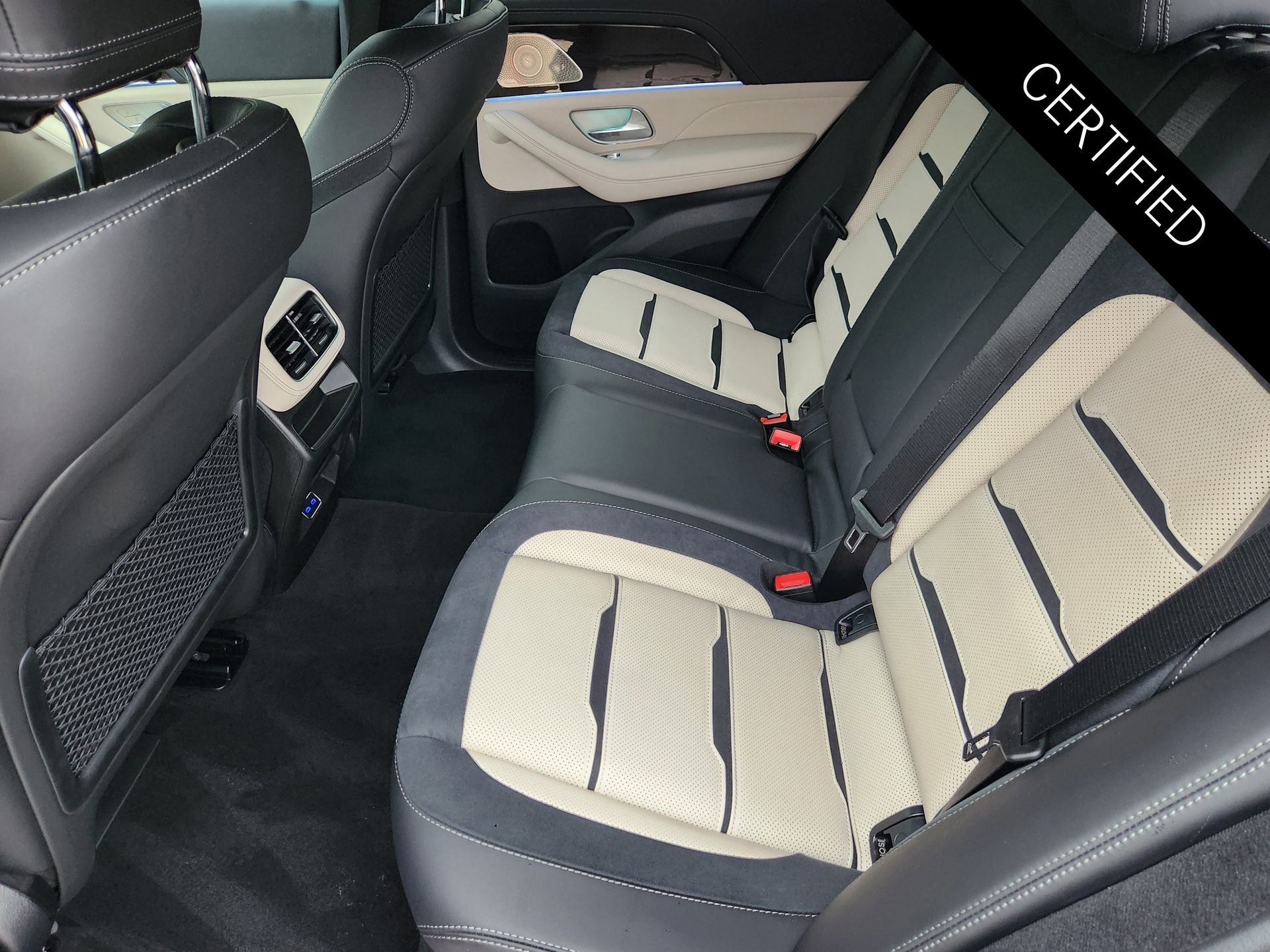 Certified Used 2026 MANUFAKTUR Cote D Azur Light Blue Metallic Mercedes-Benz GLE 53 AMG® image 30