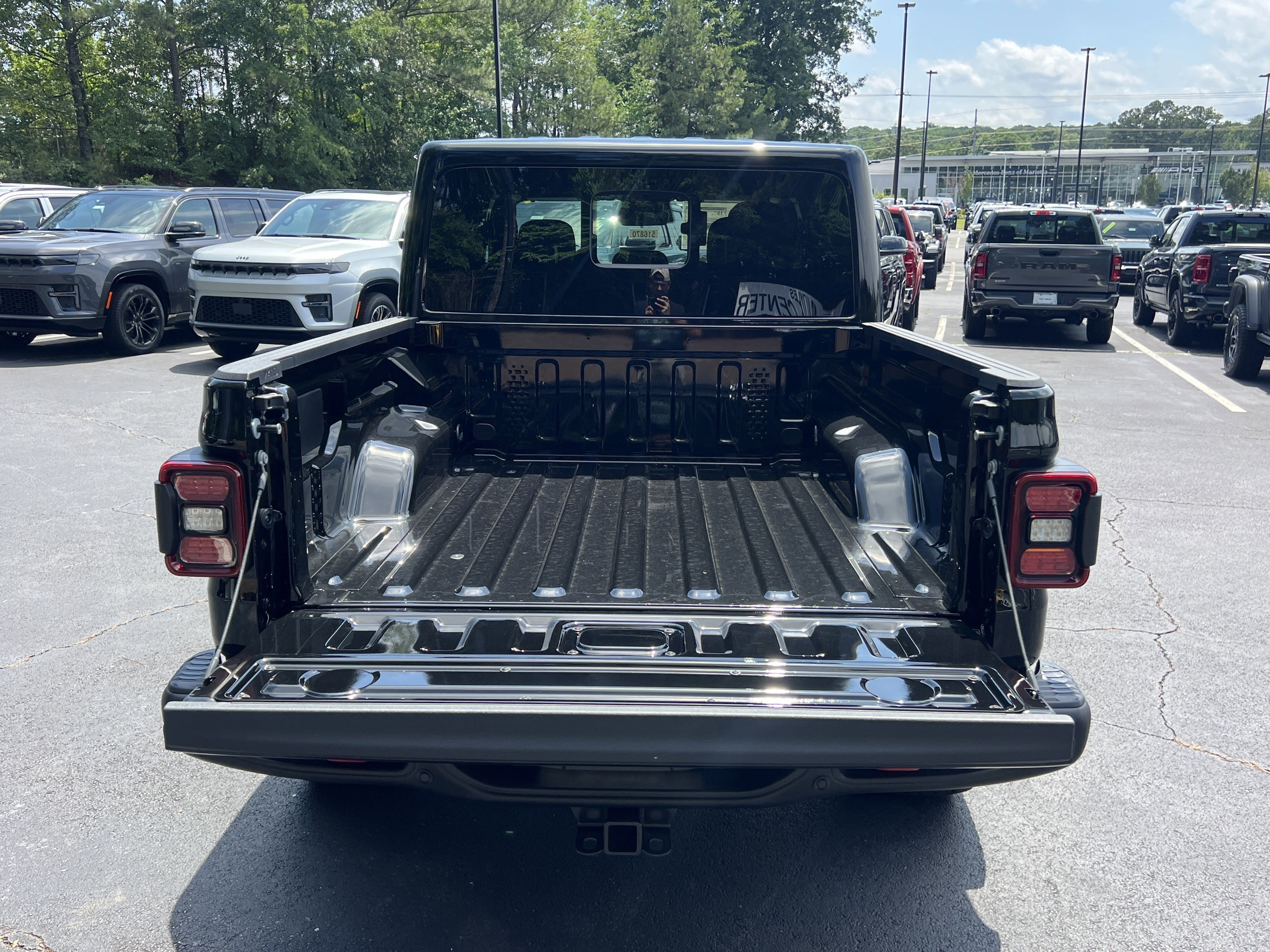 New 2026 Black Clearcoat Jeep Rubicon X image 16