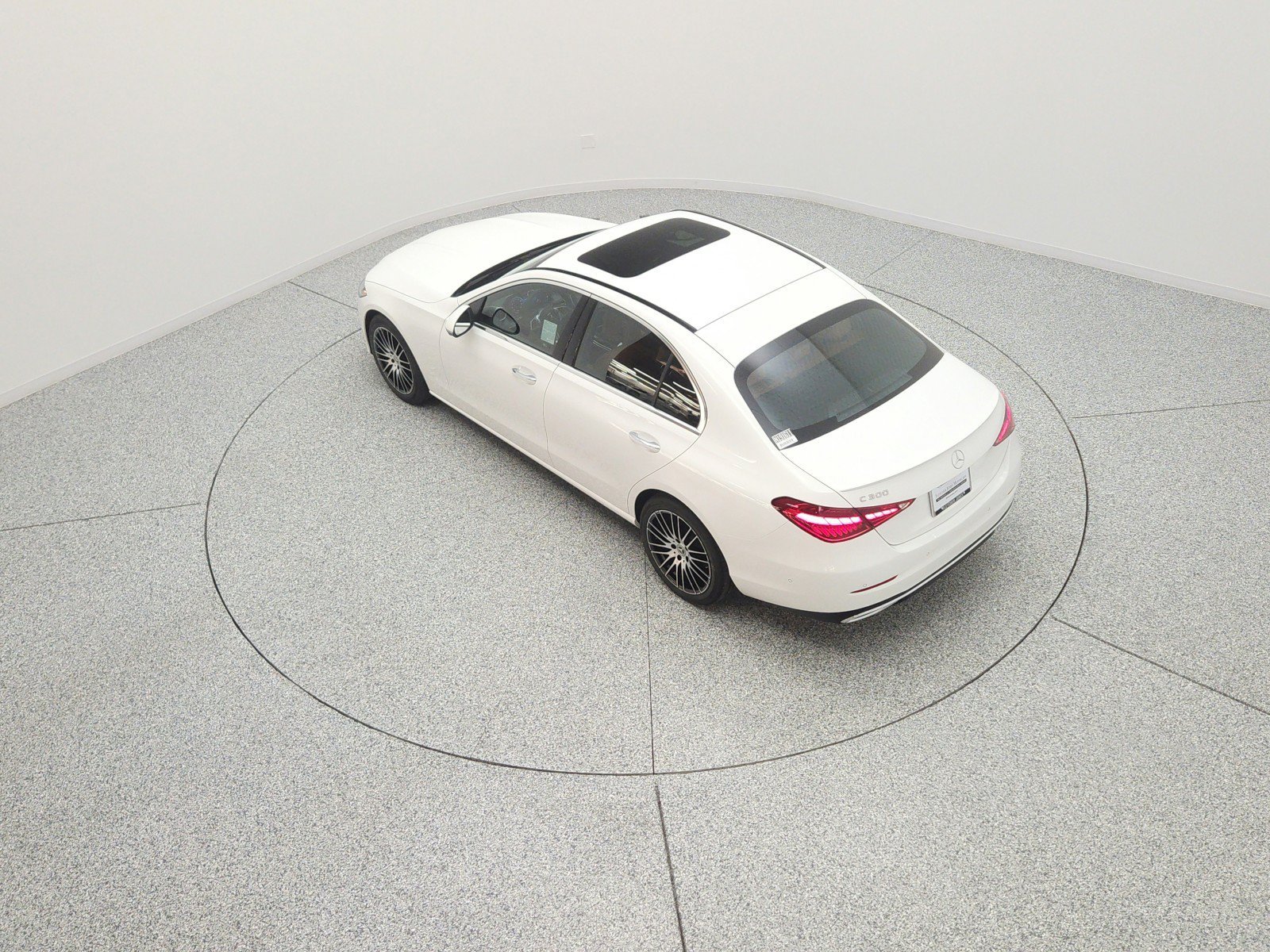 New 2026 MANUFAKTUR Moonlight White Metallic Mercedes-Benz C 300 Sedan image 38