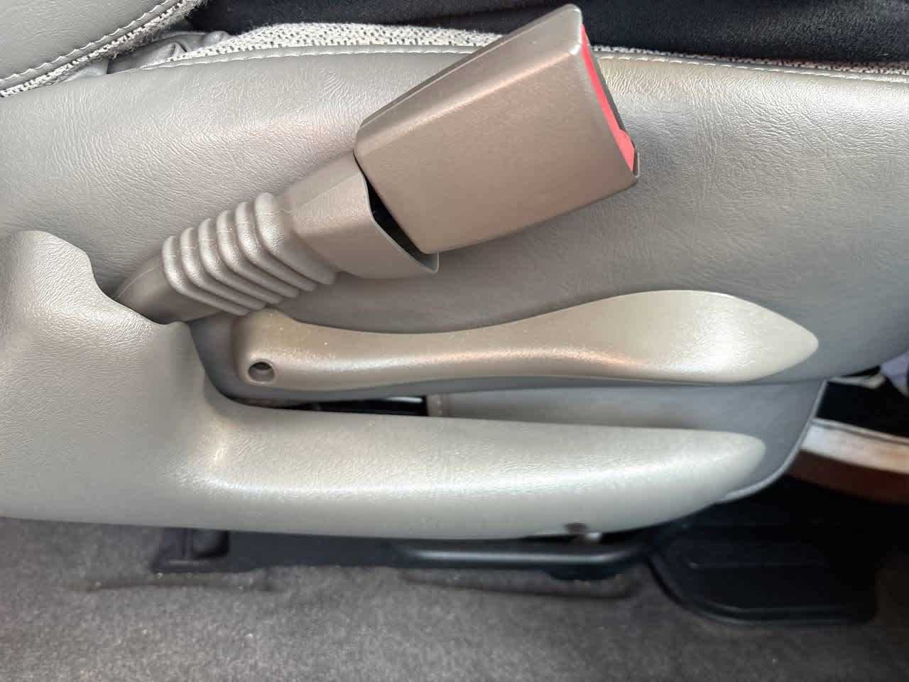 2025 Chevrolet Express Passenger LS - Photo 17