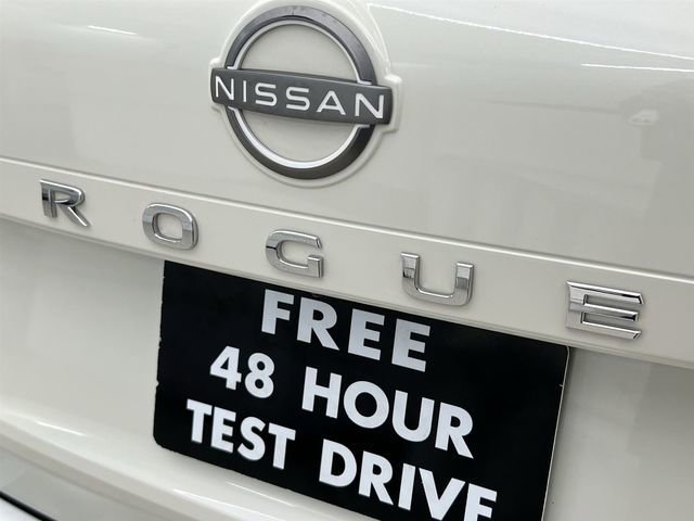 Certified Used 2023 White Nissan Platinum Intelligent AWD image 41