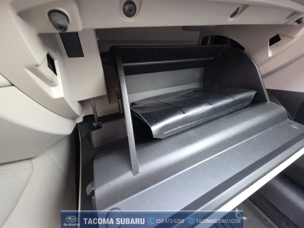 Used 2019 Black Nissan 2.5 Platinum image 22