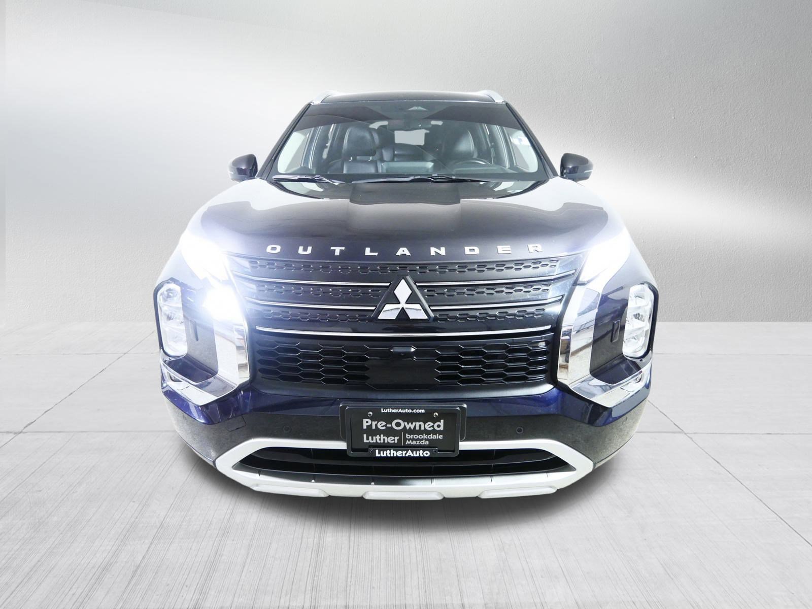 Used 2022 Mitsubishi Outlander SEL Special Edition with VIN JA4J4VA89NZ060639 for sale in Brooklyn Center, Minnesota