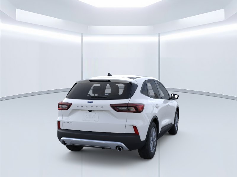 New 2026 Oxford White Ford Active® image 8