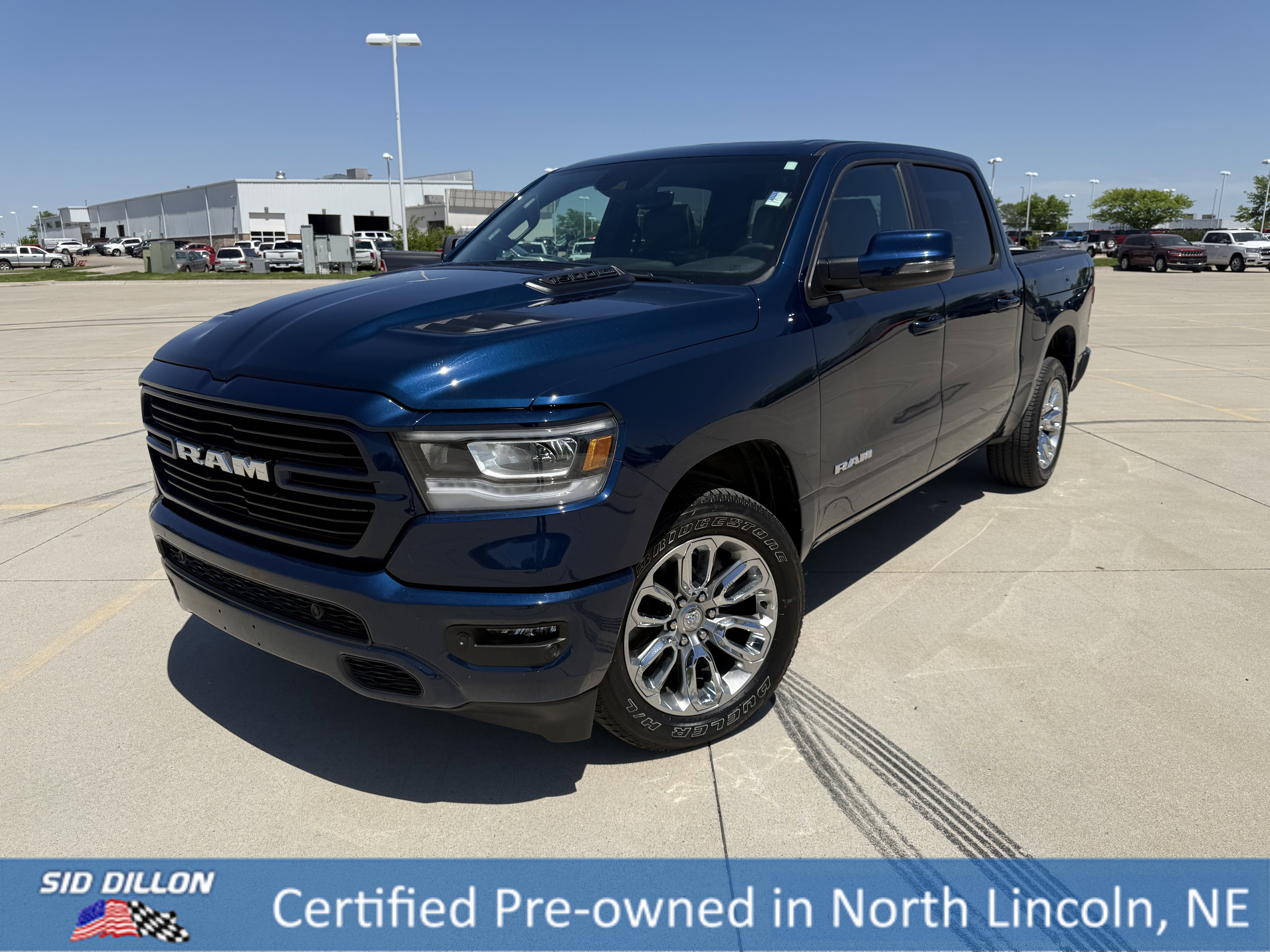 2024 RAM 1500 Laramie 4x4 Crew Cab 5'7's photo