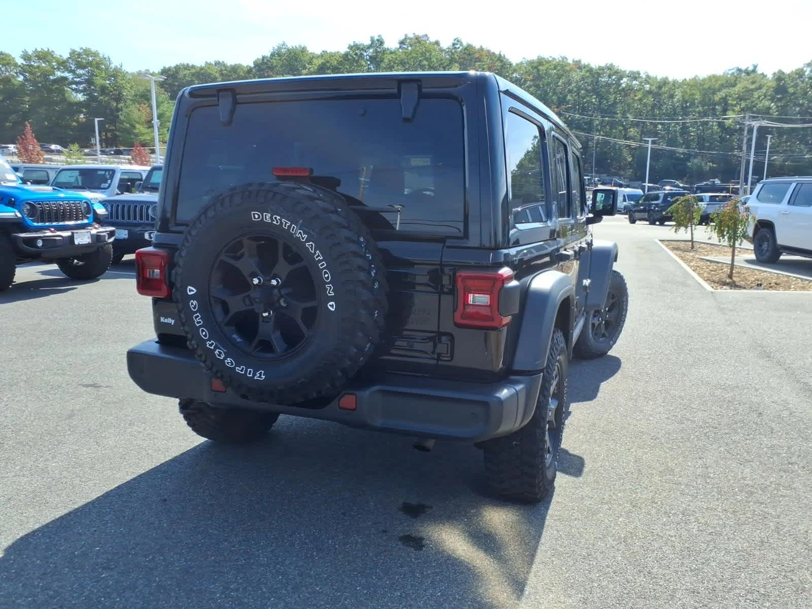 Certified Used 2022 Black Clearcoat Jeep Unlimited Willys image 8