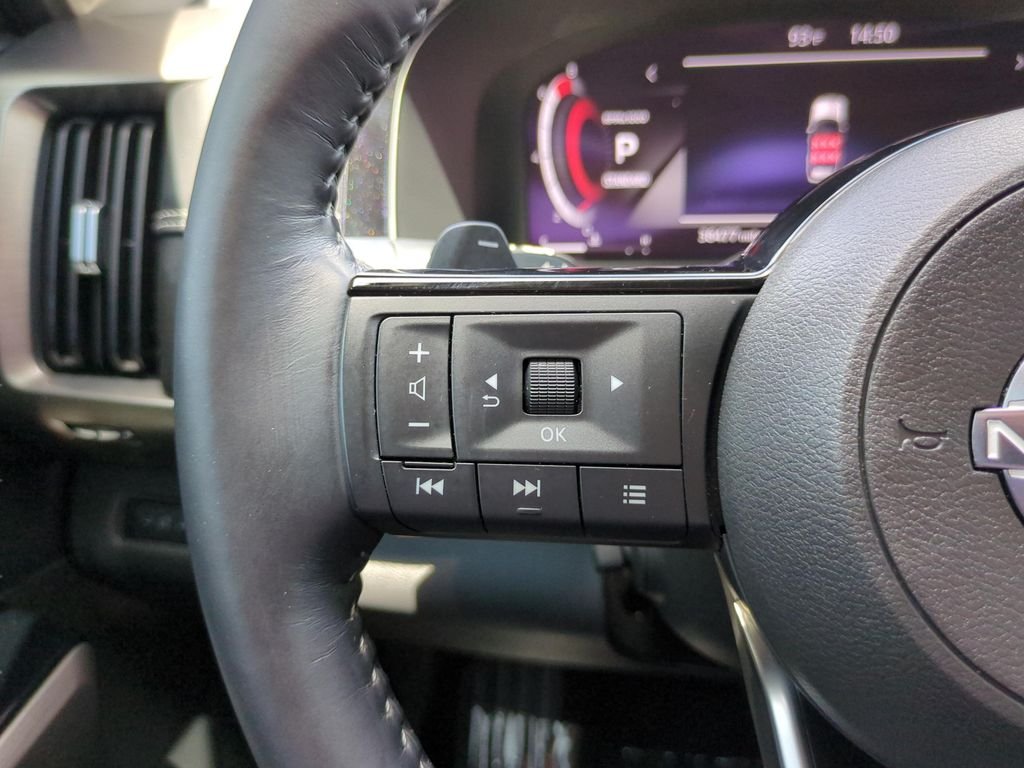 Certified Used 2022 Gray Nissan Platinum image 21