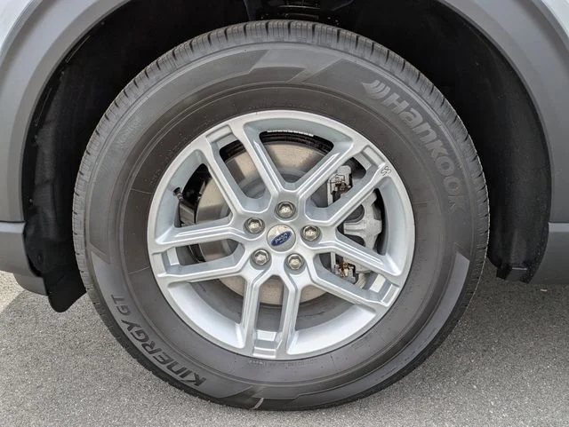 New 2026 Space White Metallic Ford Active image 11