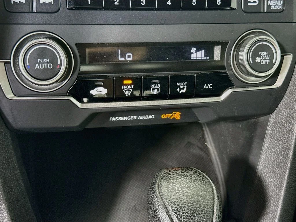 Used 2017 Lunar Silver Metallic Honda LX image 15