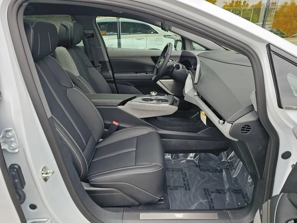 New 2026 Vibrant White Tricoat Cadillac Sport image 11