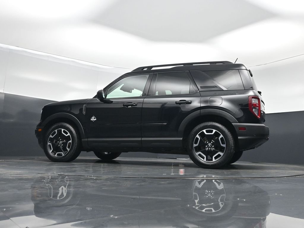Used 2023 Black Ford Outer Banks image 80