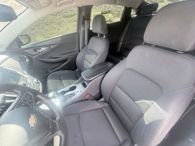 Used 2022 White Chevrolet LT image 20