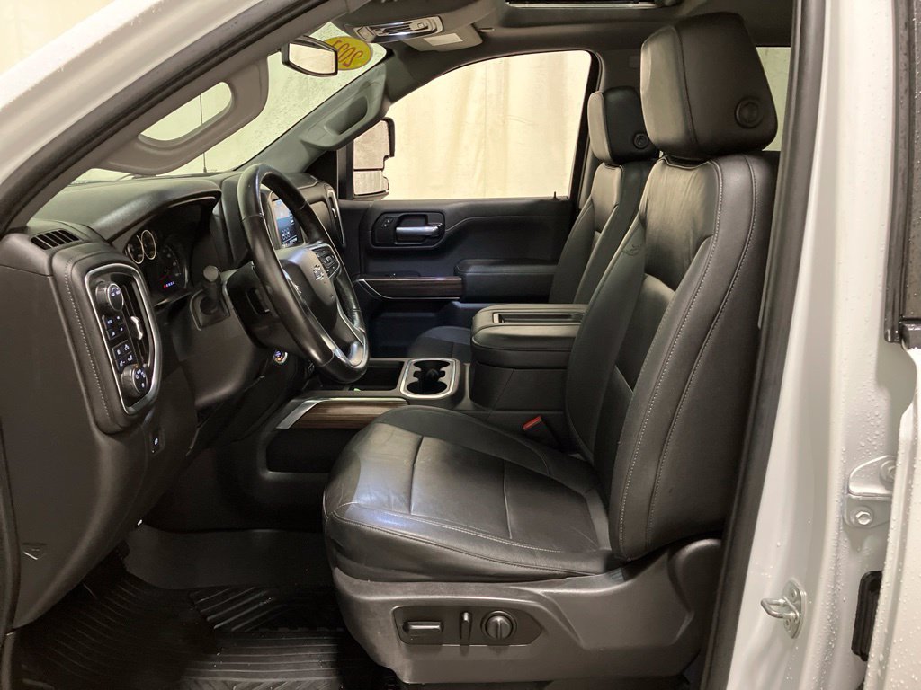 Used 2021 Summit White Chevrolet RST image 13