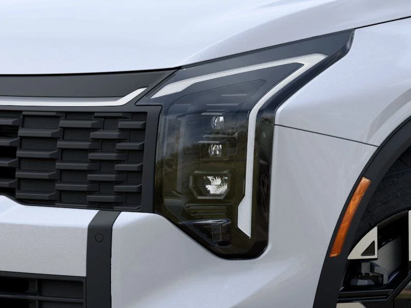 New 2026 Glacial White Pearl Kia LX image 9