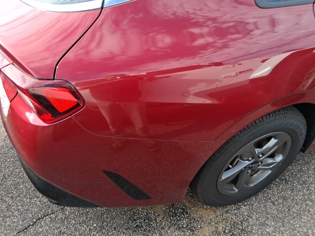 Used 2023 Red Kia LXS image 12