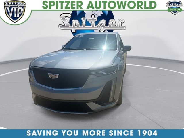 Used 2023 Silver Cadillac Sport image 3
