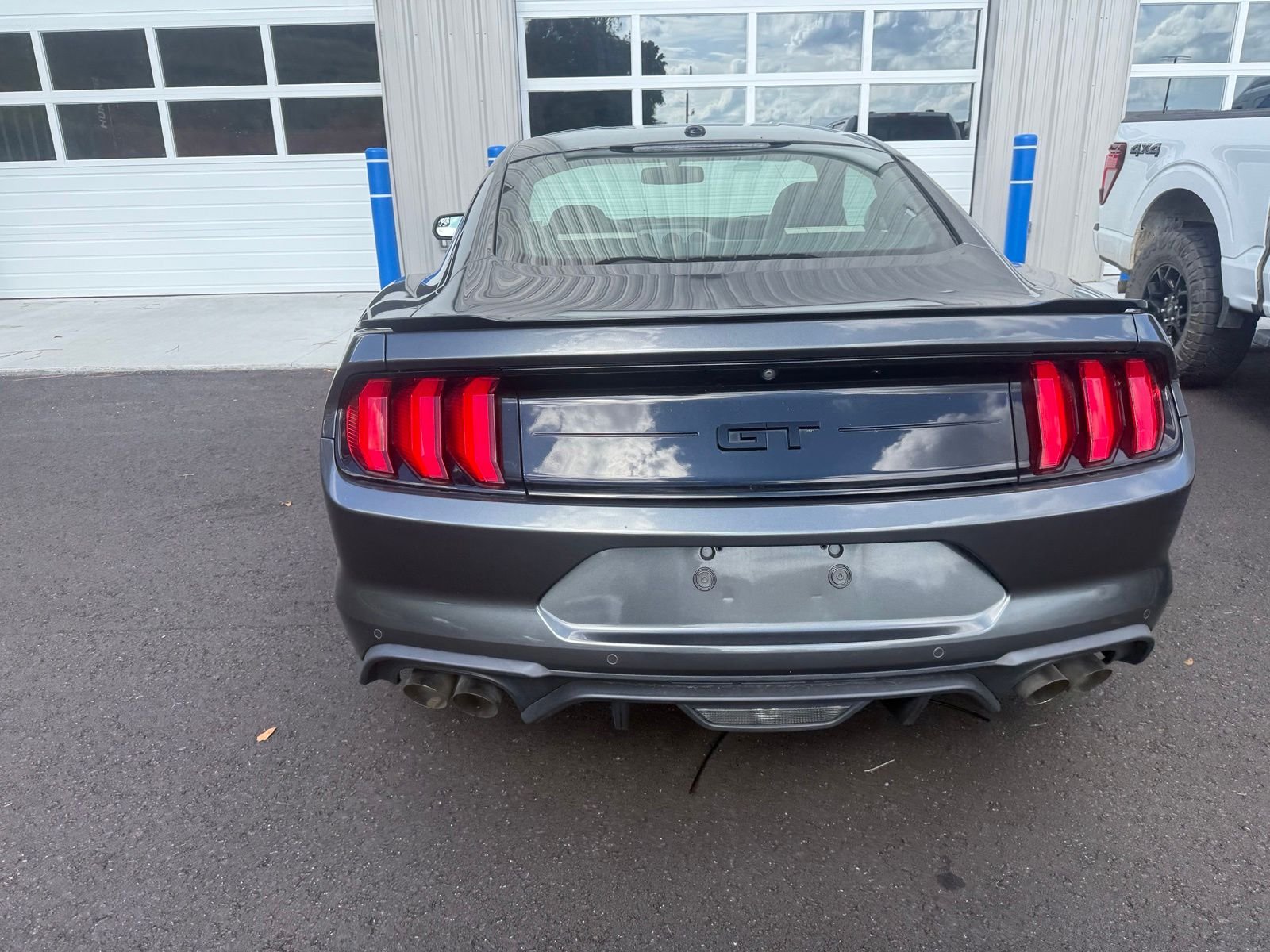 Used 2020 Gray Ford GT Premium image 6