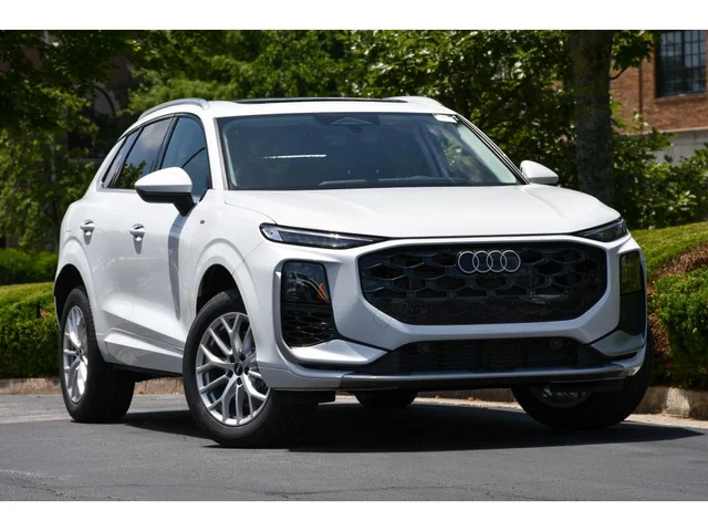 2026 Audi Q3 S line