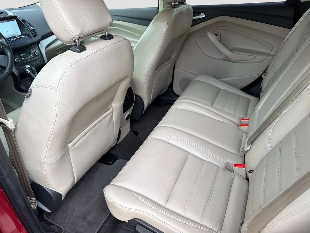 Used 2018 Red Ford SEL image 15
