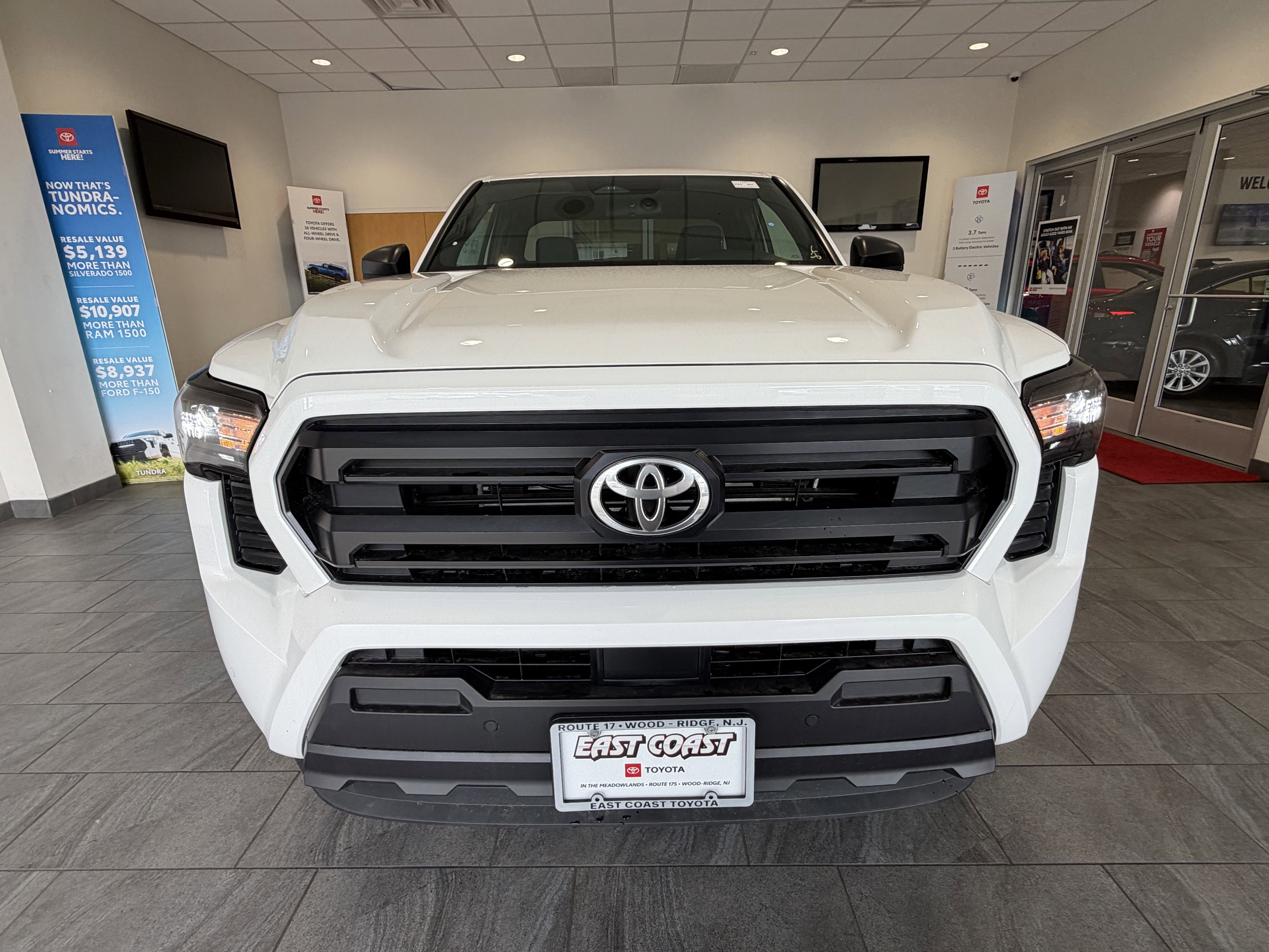 2026 Toyota Tacoma SR - Photo 42