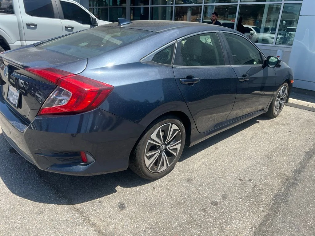 Used 2018 Blue Honda EX-T image 9