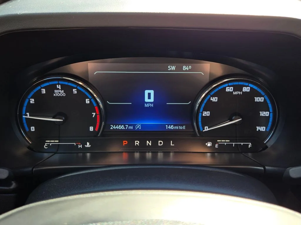 Used 2024 Gray Metallic Ford Outer Banks image 25
