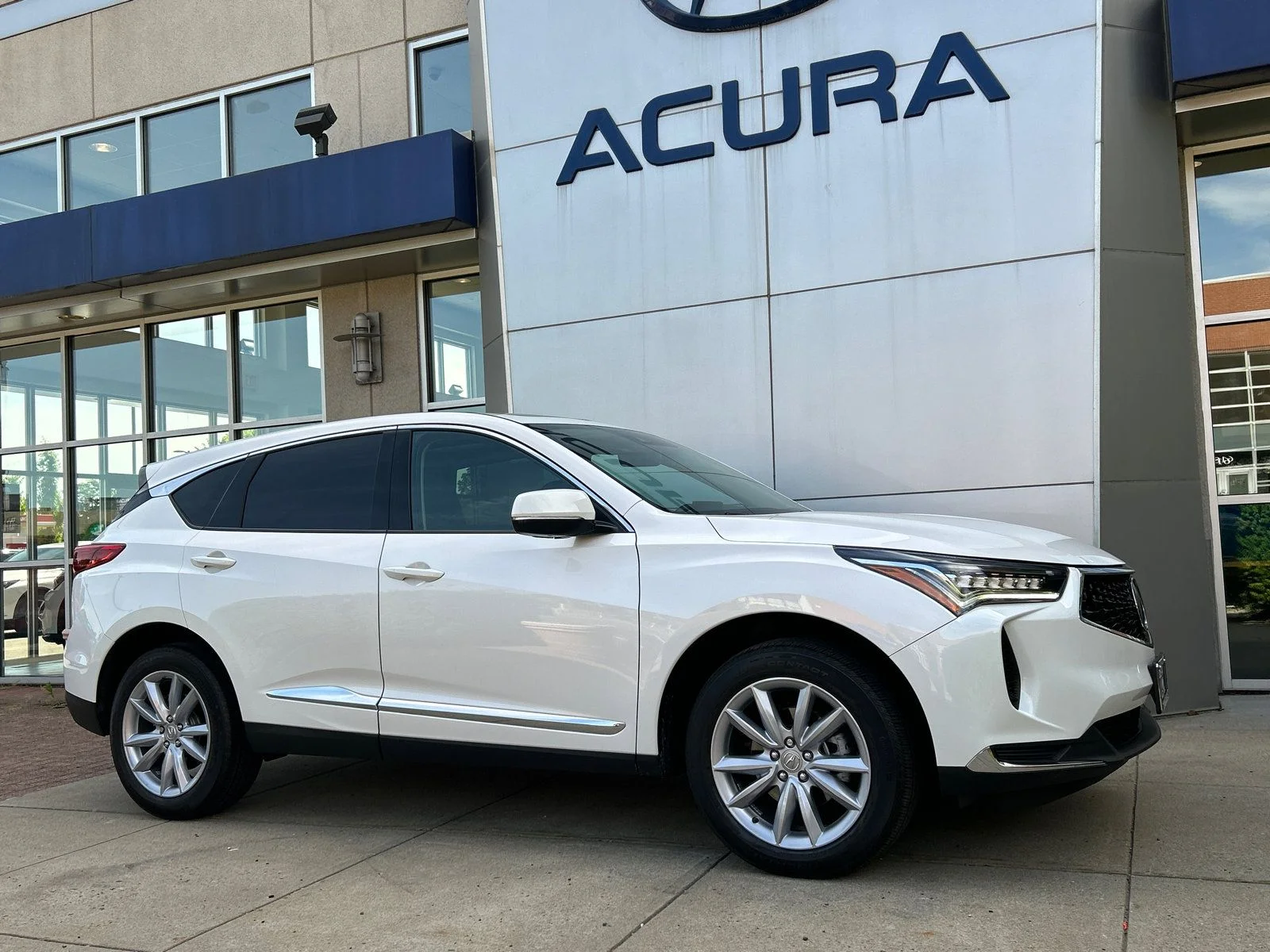 2023 Acura RDX SH-AWD's photo