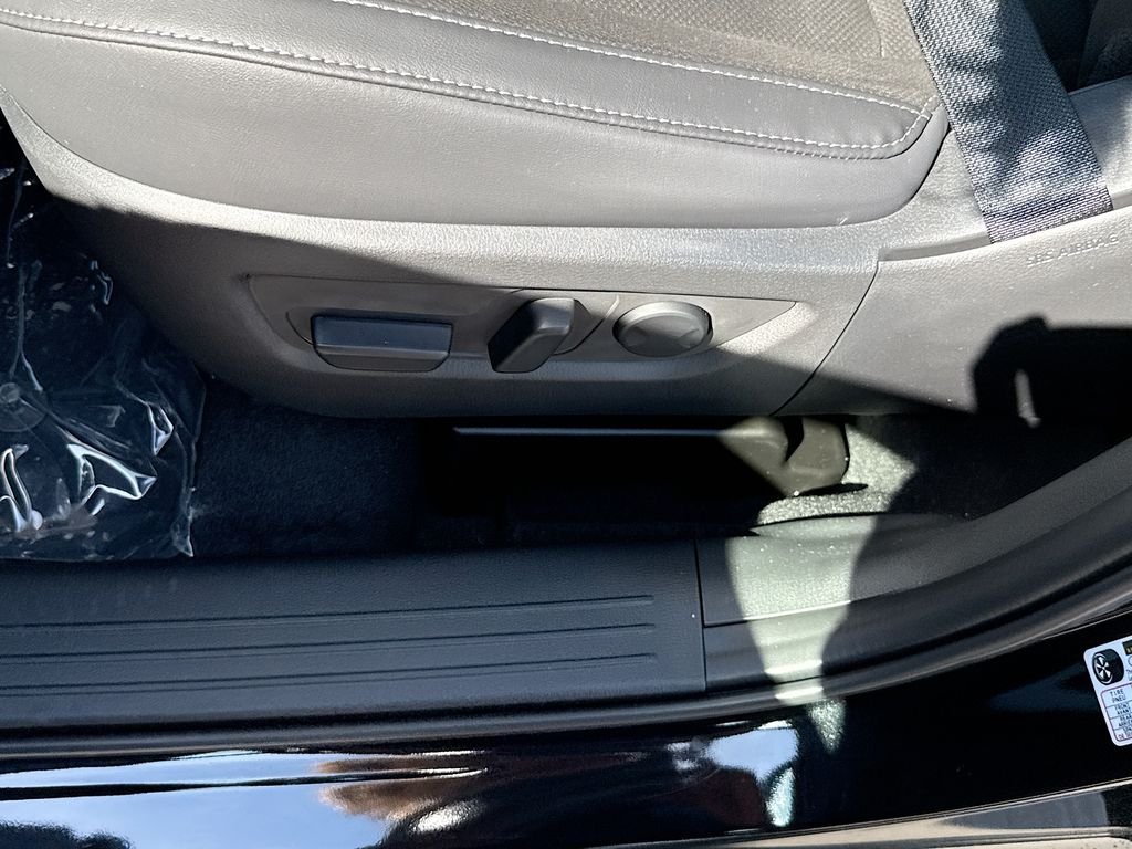 New 2026 Jet Black Mica Mazda 2.5 S Preferred AWD image 19